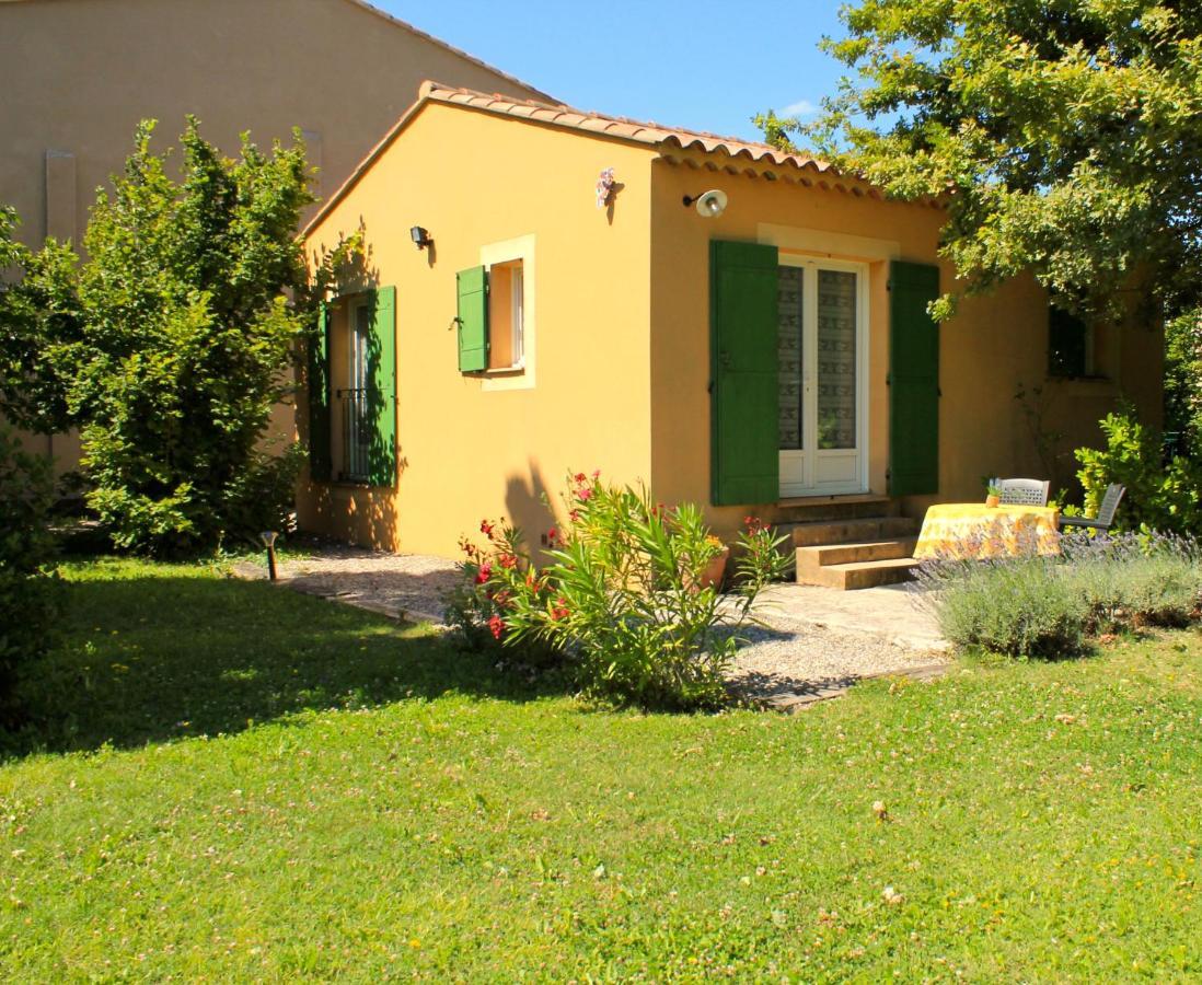 Bed and Breakfast Mas Le Pont Des Aubes Л'Иль-сюр-ла-Сорг Экстерьер фото