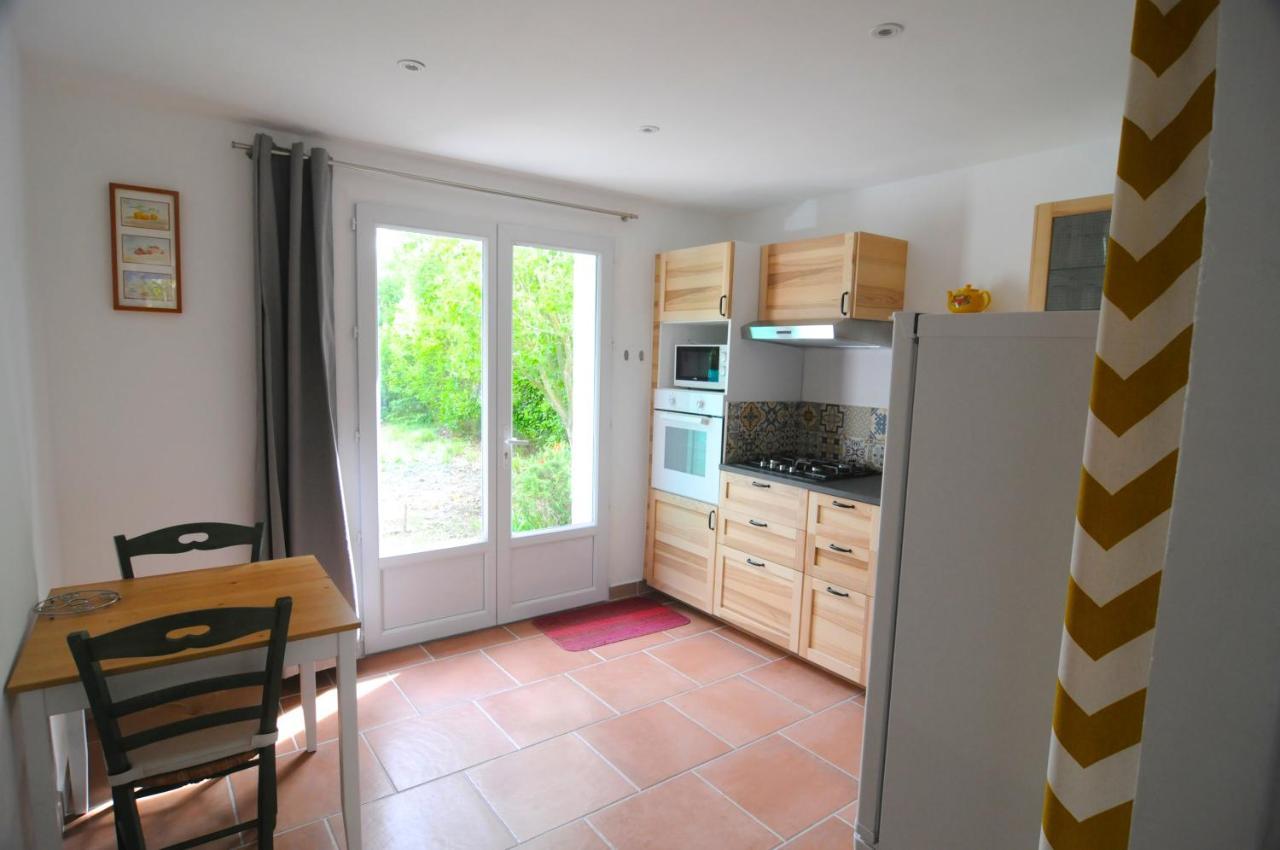 Bed and Breakfast Mas Le Pont Des Aubes Л'Иль-сюр-ла-Сорг Экстерьер фото