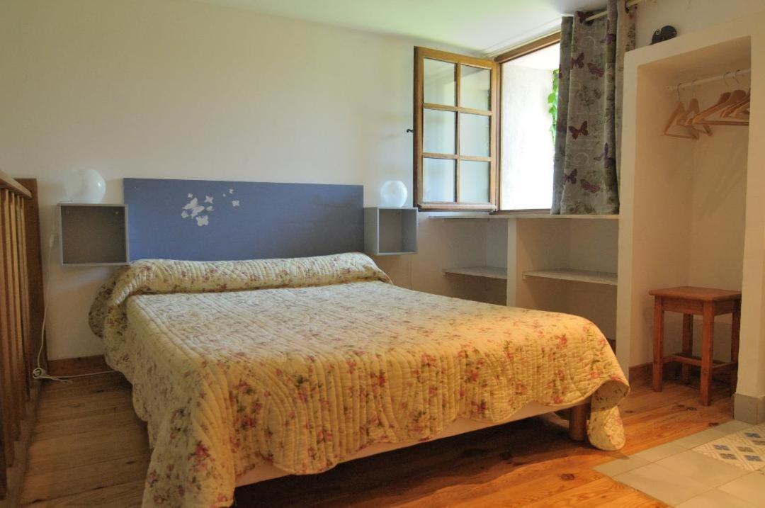 Bed and Breakfast Mas Le Pont Des Aubes Л'Иль-сюр-ла-Сорг Экстерьер фото