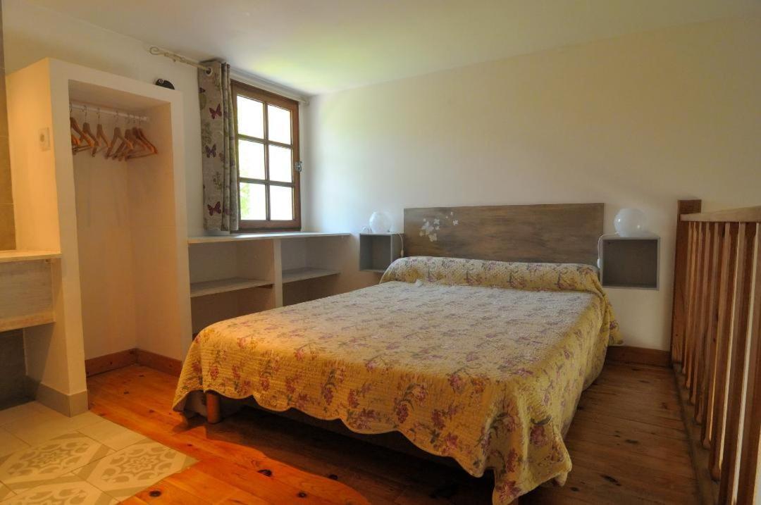 Bed and Breakfast Mas Le Pont Des Aubes Л'Иль-сюр-ла-Сорг Экстерьер фото